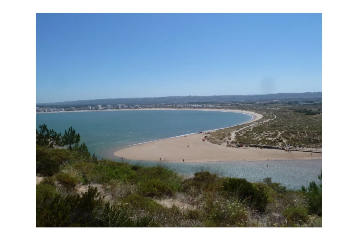 Moradia com Licença de Alojamento Local entre as praias da Foz do Arelho e Salir do Porto