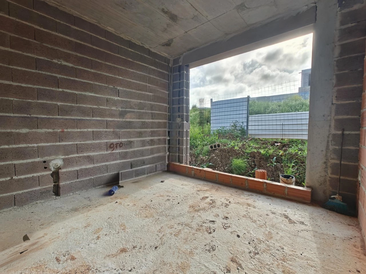 IDac809c01-0000-0500-0000-000015a79ec2.jpg Moradia nova com piscina em zona privilegiada