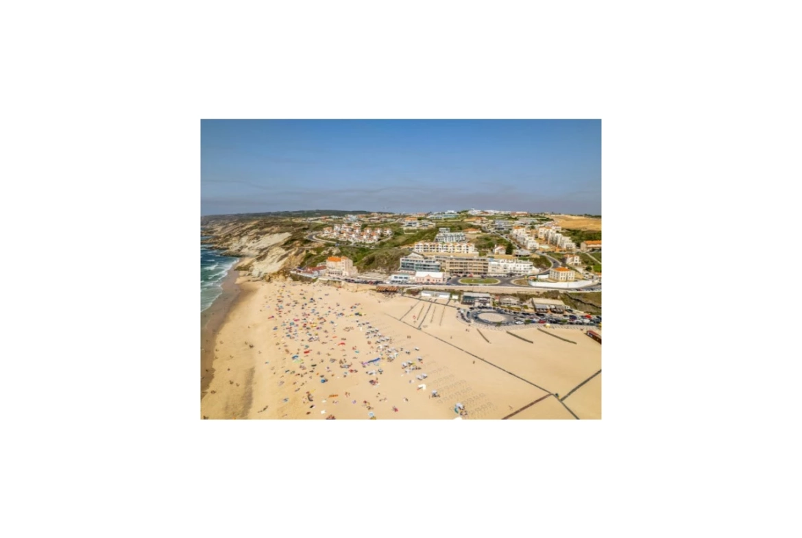 Magnífica moradia perto das praias, entre a Foz do Arelho e São Martinho do Porto