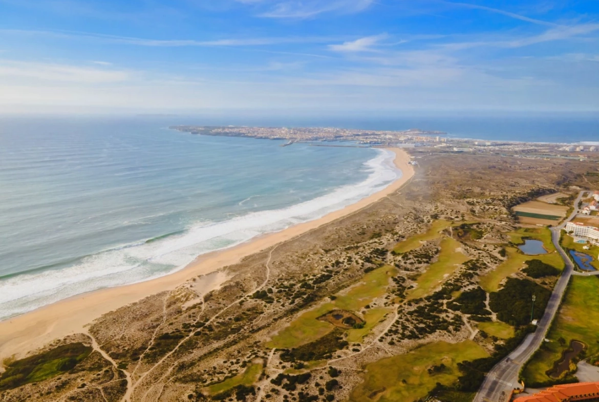 Apartamento de 1 quarto a poucos passos da icónica Praia dos Super Tubos!