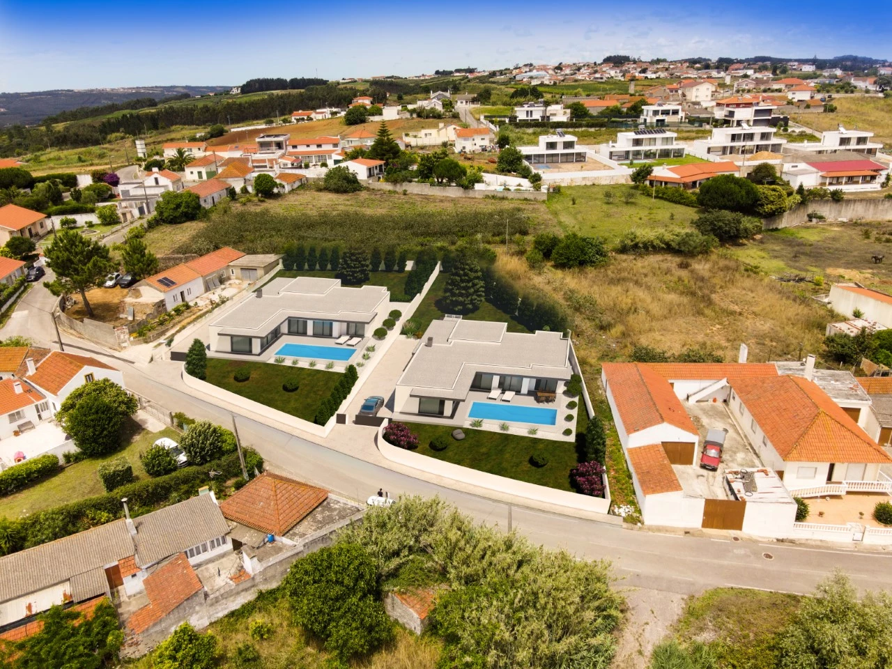 IDcb2ea201-0000-0500-0000-0000161a012f.jpg Moradia com piscina a 7 Km da praia