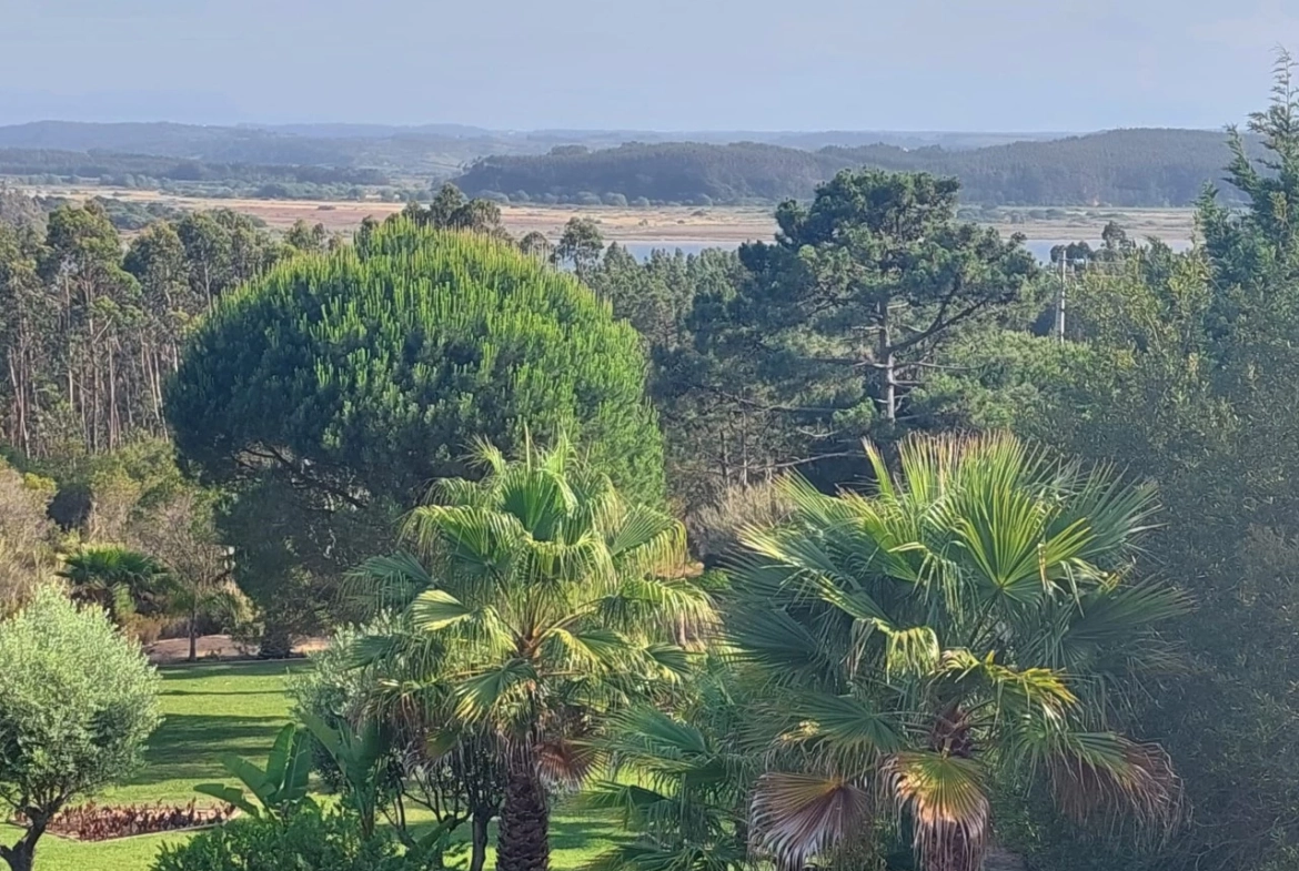 Moradia com piscina e vista sobre a Lagoa de Óbidos