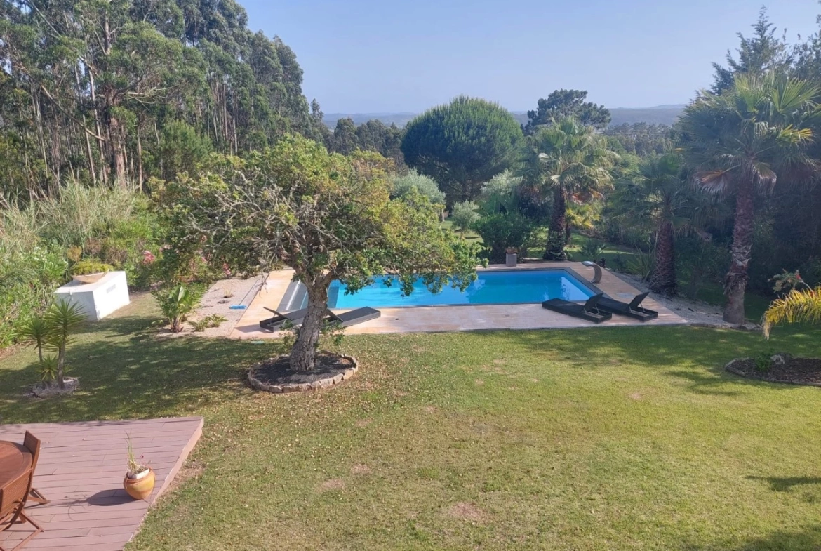 Moradia com piscina e vista sobre a Lagoa de Óbidos