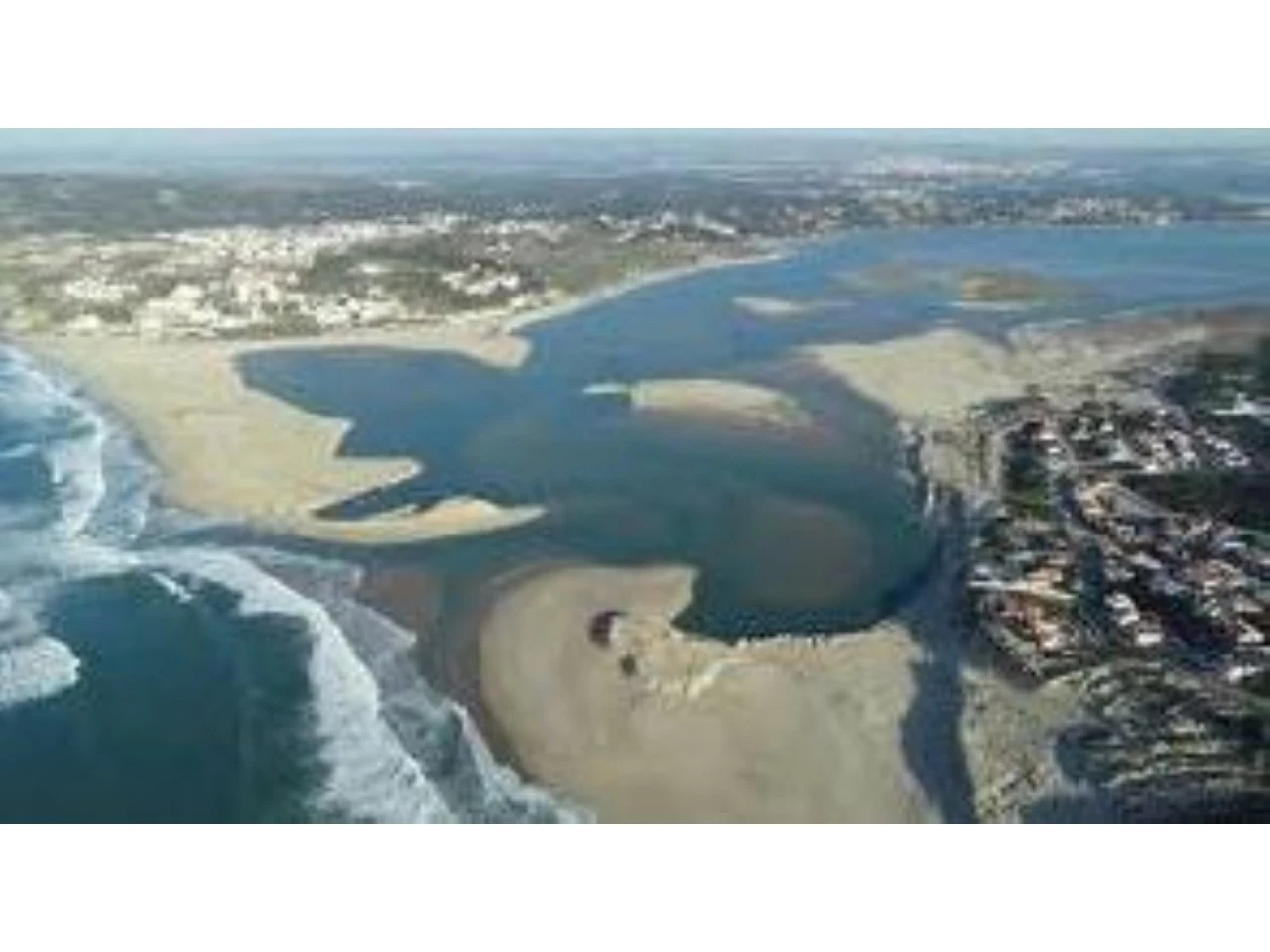 ID16039b01-0000-0500-0000-0000158c1f15.jpg Moradia com piscina próxima de vários campos de golfe e da Lagoa de Óbidos