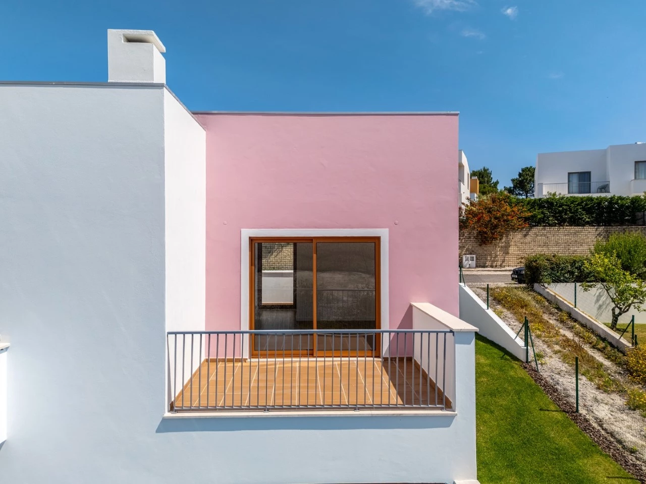ID16039b01-0000-0500-0000-000015cf1ed4.jpg Moradia com piscina próxima de vários campos de golfe e da Lagoa de Óbidos