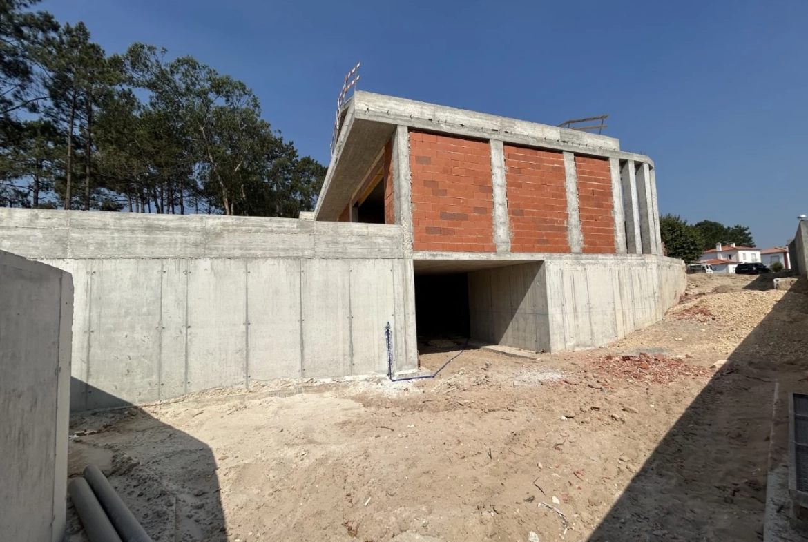 Moradia com piscina em Obidos