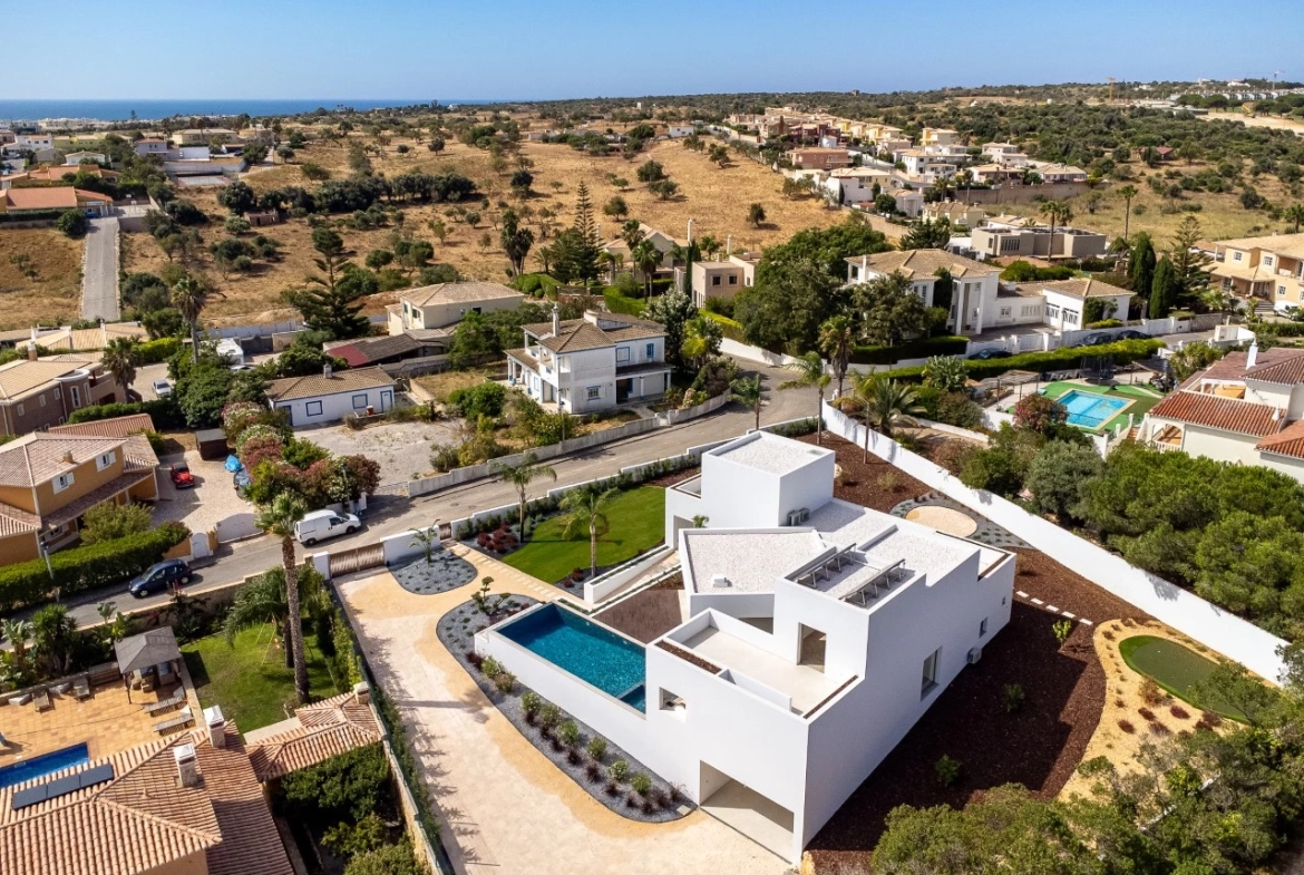 Moradia de Luxo em Lagos perto da praia e dos campos de golfe
