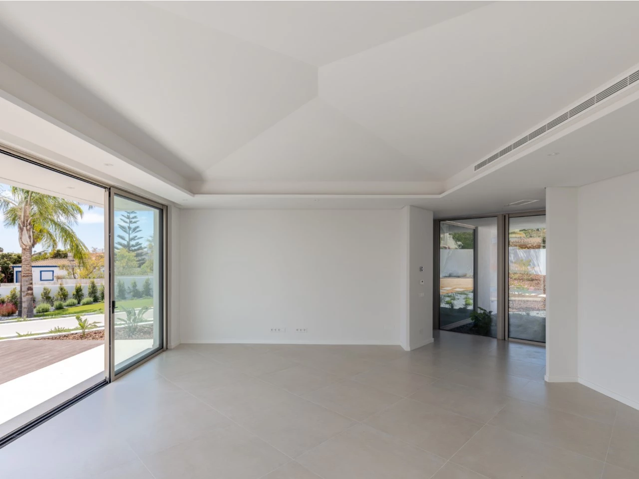 ID2e2b8301-0000-0500-0000-00001673e78d.jpg Moradia de Luxo em Lagos perto da praia e dos campos de golfe