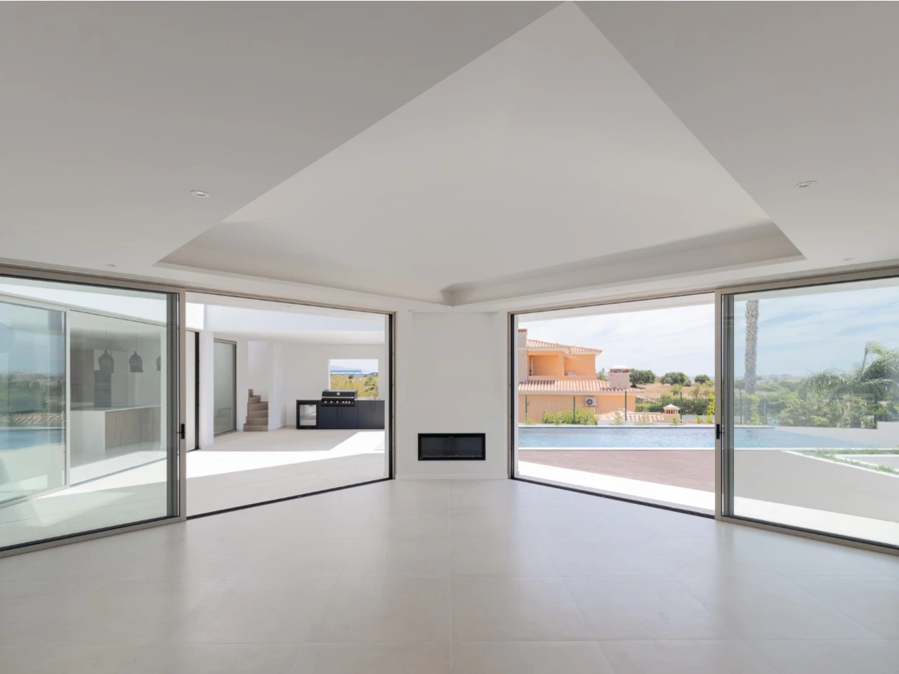 ID2e2b8301-0000-0500-0000-00001673e790.jpg Moradia de Luxo em Lagos perto da praia e dos campos de golfe