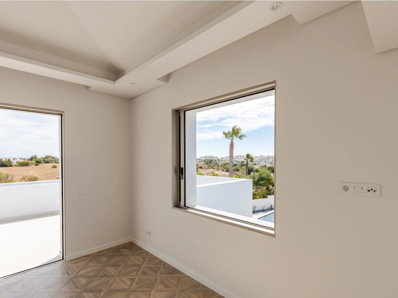 ID2e2b8301-0000-0500-0000-00001673e795.jpg Moradia de Luxo em Lagos perto da praia e dos campos de golfe