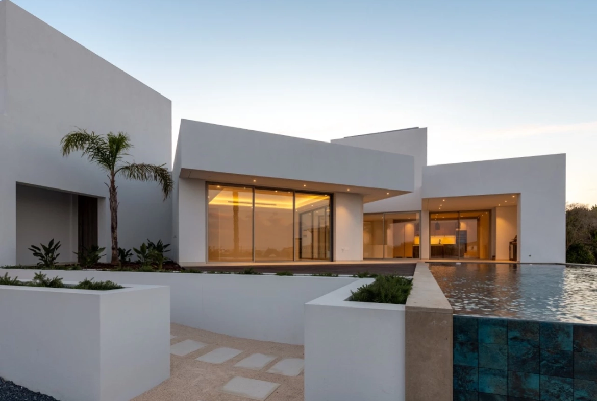 Moradia de Luxo em Lagos perto da praia e dos campos de golfe