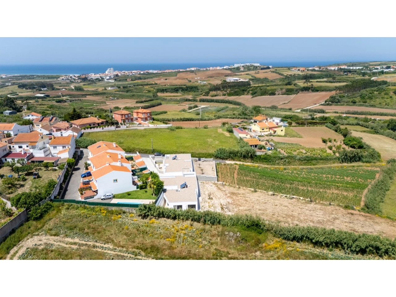 ID4b1d7001-0000-0500-0000-000015b85c5e.jpg Moradia térrea com 3 quartos perto das praias