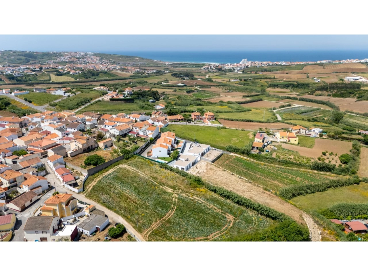 ID4b1d7001-0000-0500-0000-000015b85c5f.jpg Moradia térrea com 3 quartos perto das praias