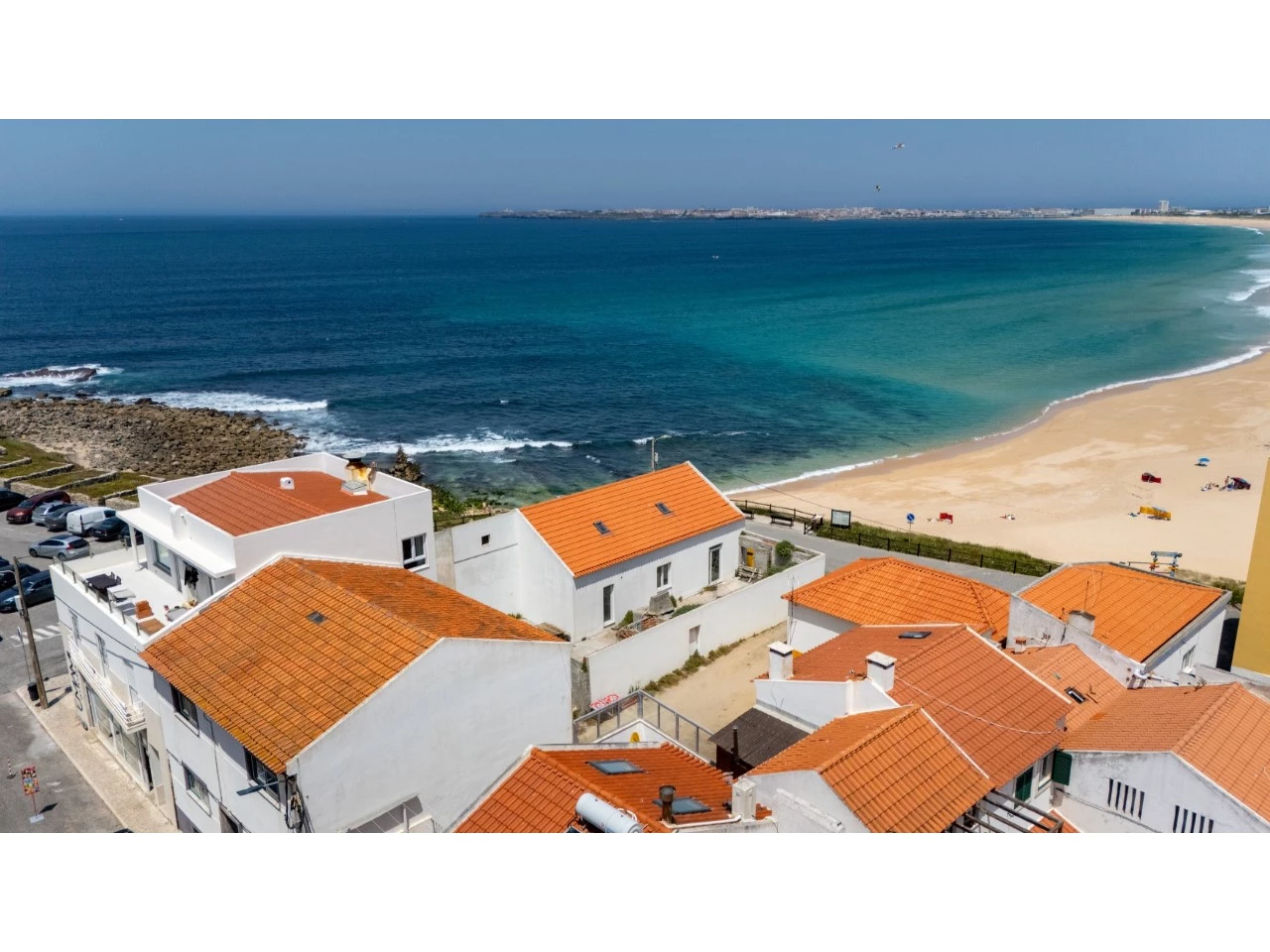 ID51b09e01-0000-0500-0000-000015d70dc1.jpg Oportunidade Única na Primeira Linha de Mar – Praia da Consolação