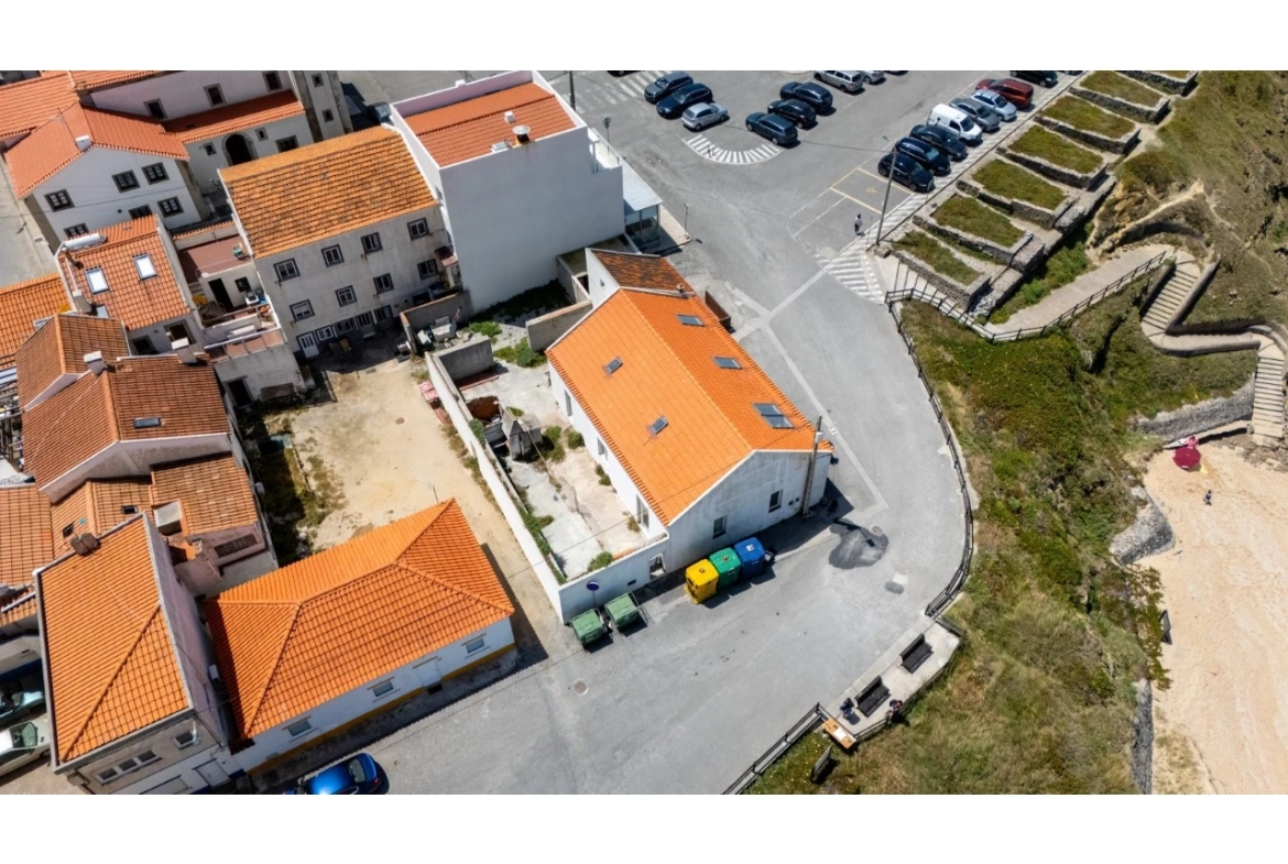 Oportunidade Única na Primeira Linha de Mar – Praia da Consolação