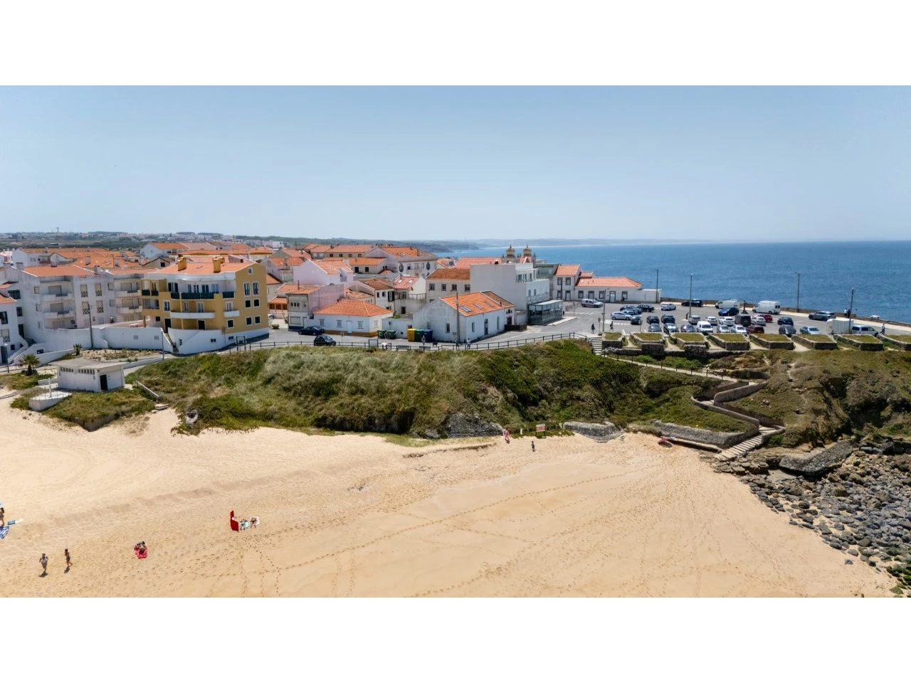 ID51b09e01-0000-0500-0000-000015d70dd6.jpg Oportunidade Única na Primeira Linha de Mar – Praia da Consolação