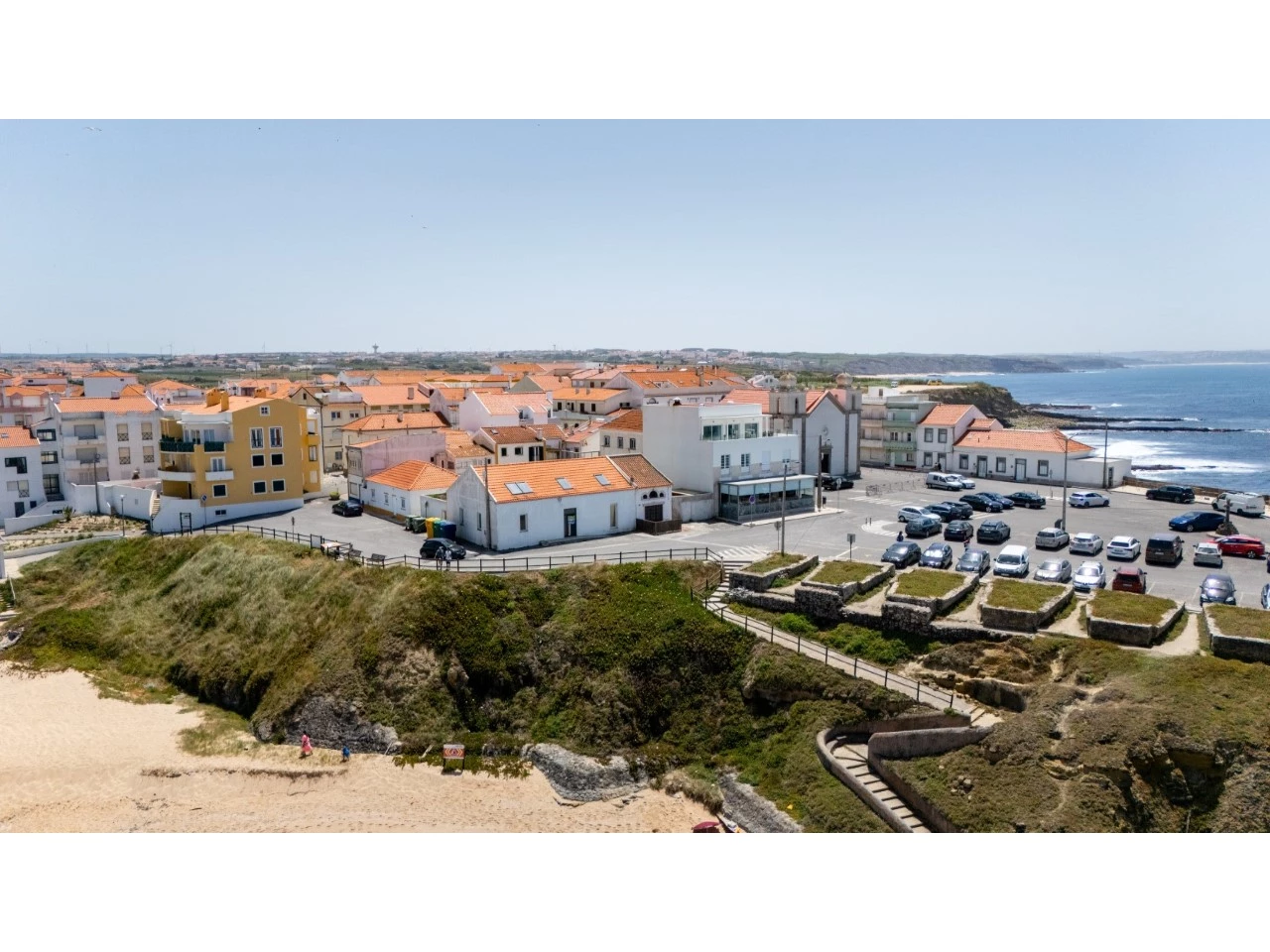 ID51b09e01-0000-0500-0000-000015d70dd7.jpg Oportunidade Única na Primeira Linha de Mar – Praia da Consolação