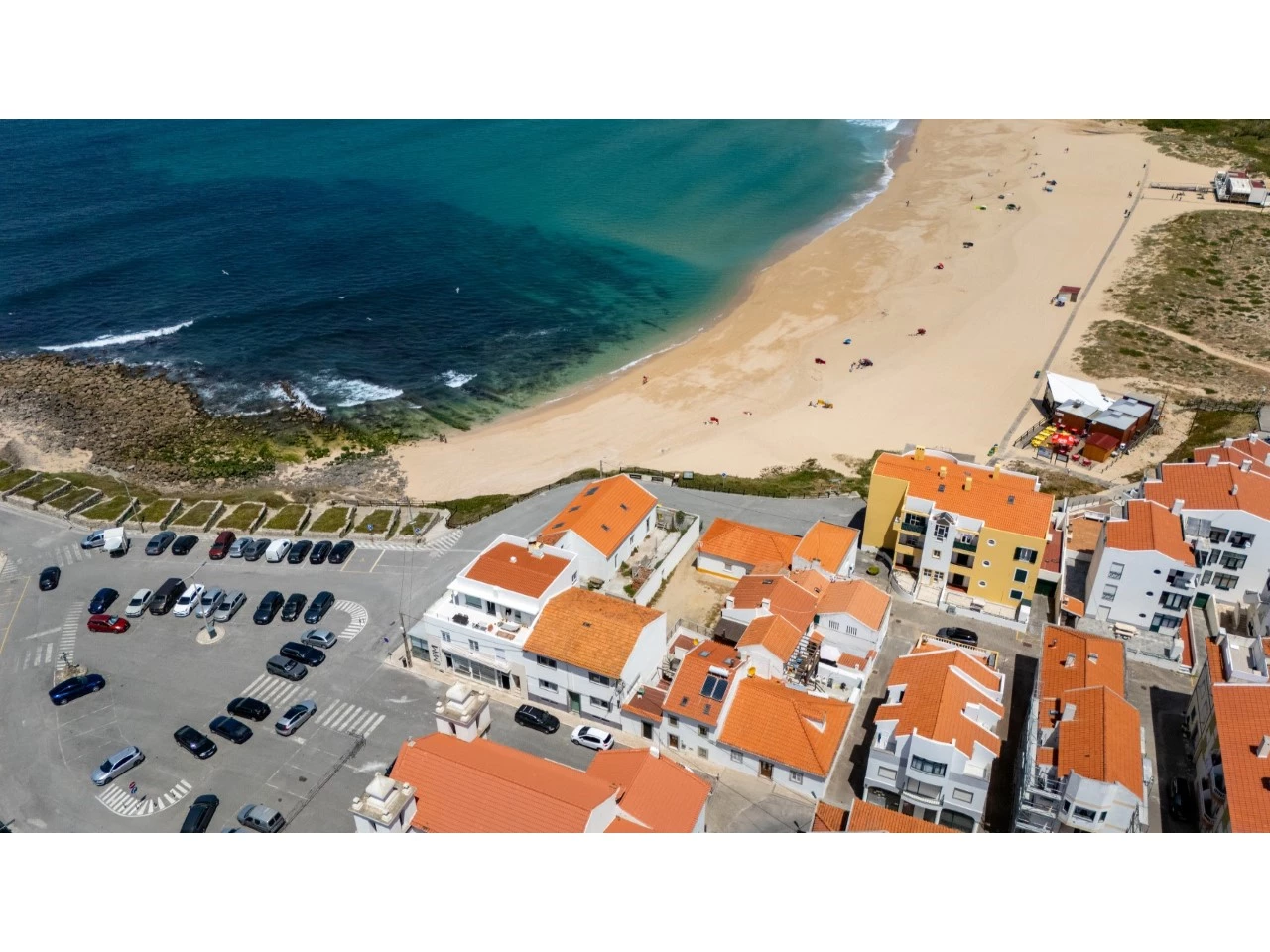 ID51b09e01-0000-0500-0000-000015d70de5.jpg Oportunidade Única na Primeira Linha de Mar – Praia da Consolação