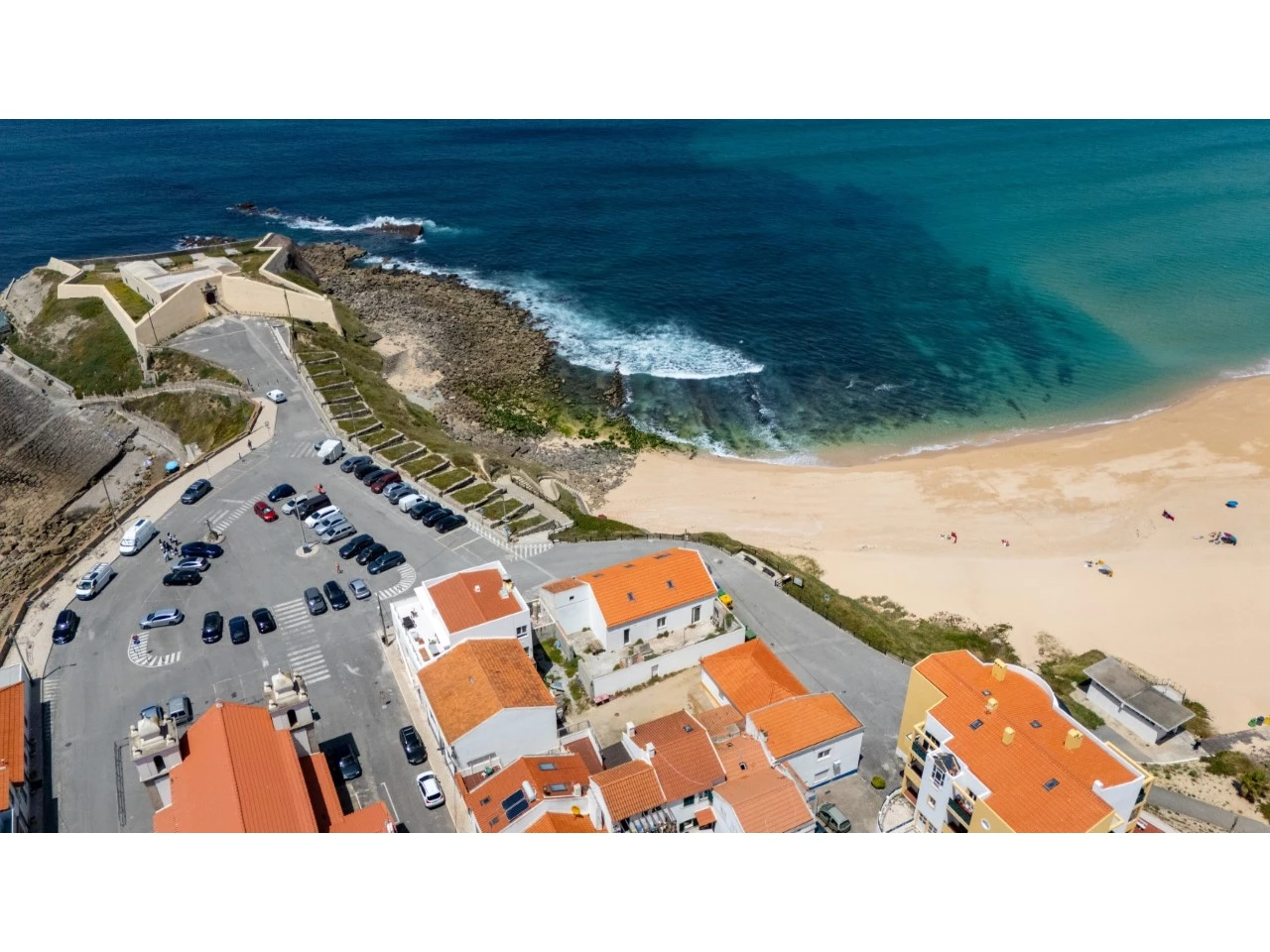 ID51b09e01-0000-0500-0000-000015d70df4.jpg Oportunidade Única na Primeira Linha de Mar – Praia da Consolação