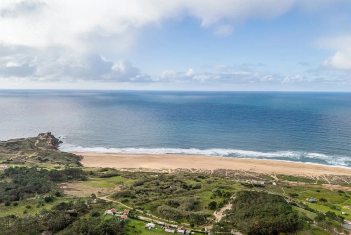 Moradia na Nazaré perto da Praia do Norte
