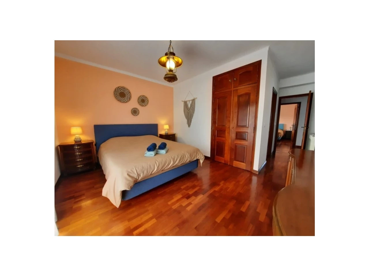 ID90107f01-0000-0500-0000-000013603043.jpg Moradia dividida em 4 apartamentos, ideal para alojamento local a 100m da praia