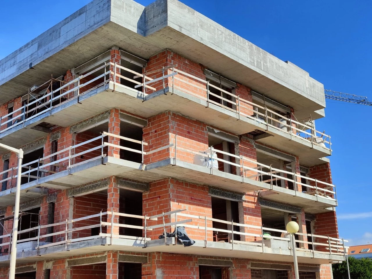 Apartamento de 2 quartos junto á praia dos Super Tubos