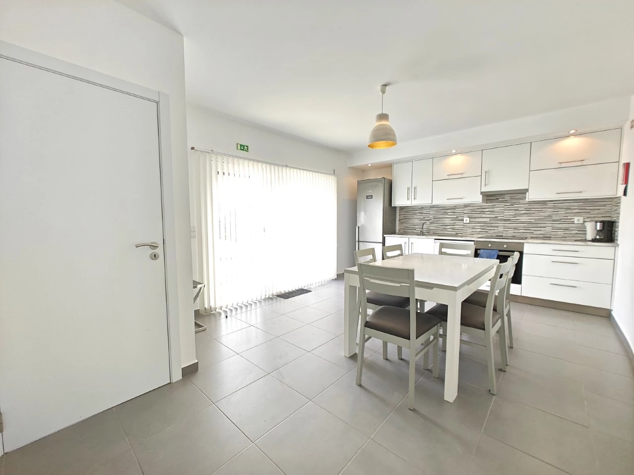 IDae53a601-0000-0500-0000-00001683d46e.jpg Excelente oportunidade: Imóvel de quatro apartamentos independentes junto a praia