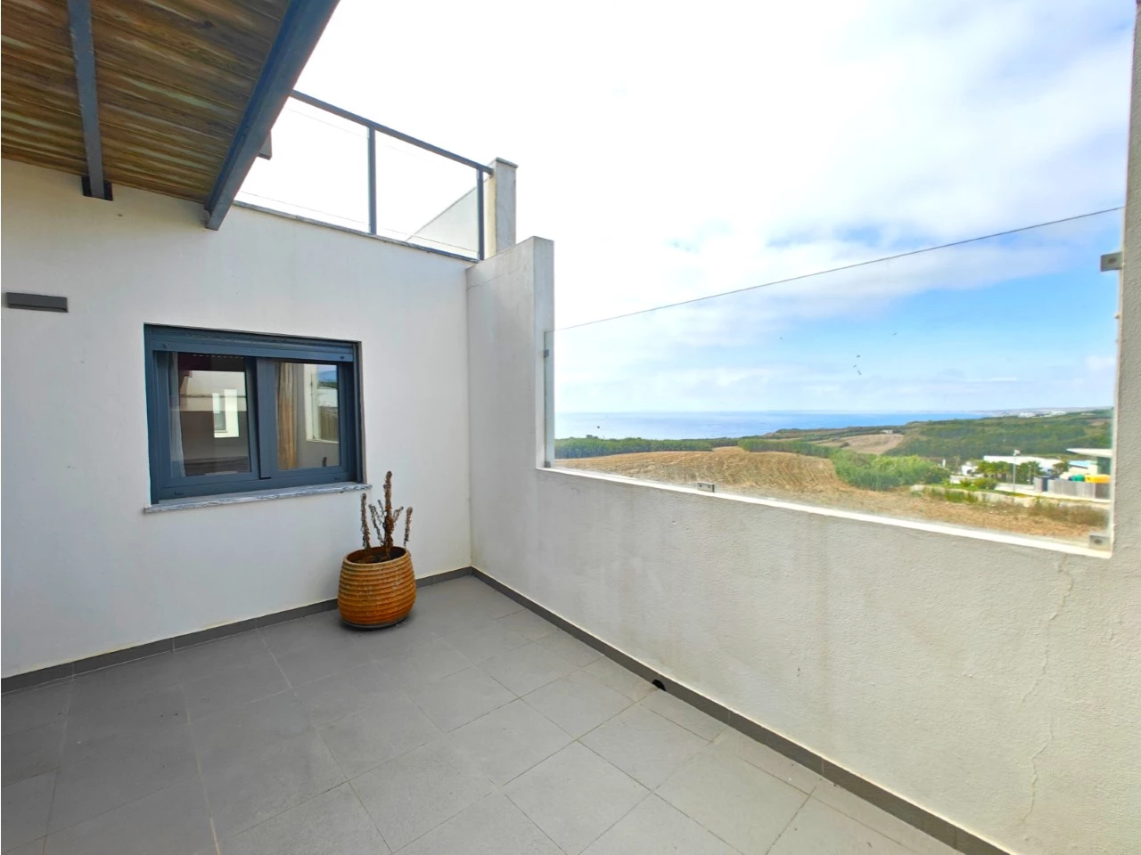 IDae53a601-0000-0500-0000-00001683d474.jpg Excelente oportunidade: Imóvel de quatro apartamentos independentes junto a praia