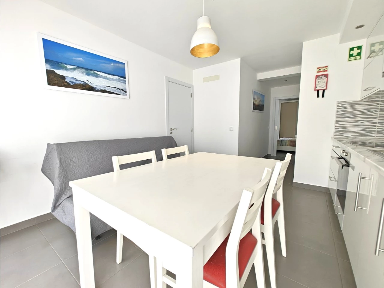 IDae53a601-0000-0500-0000-00001683d47e.jpg Excelente oportunidade: Imóvel de quatro apartamentos independentes junto a praia