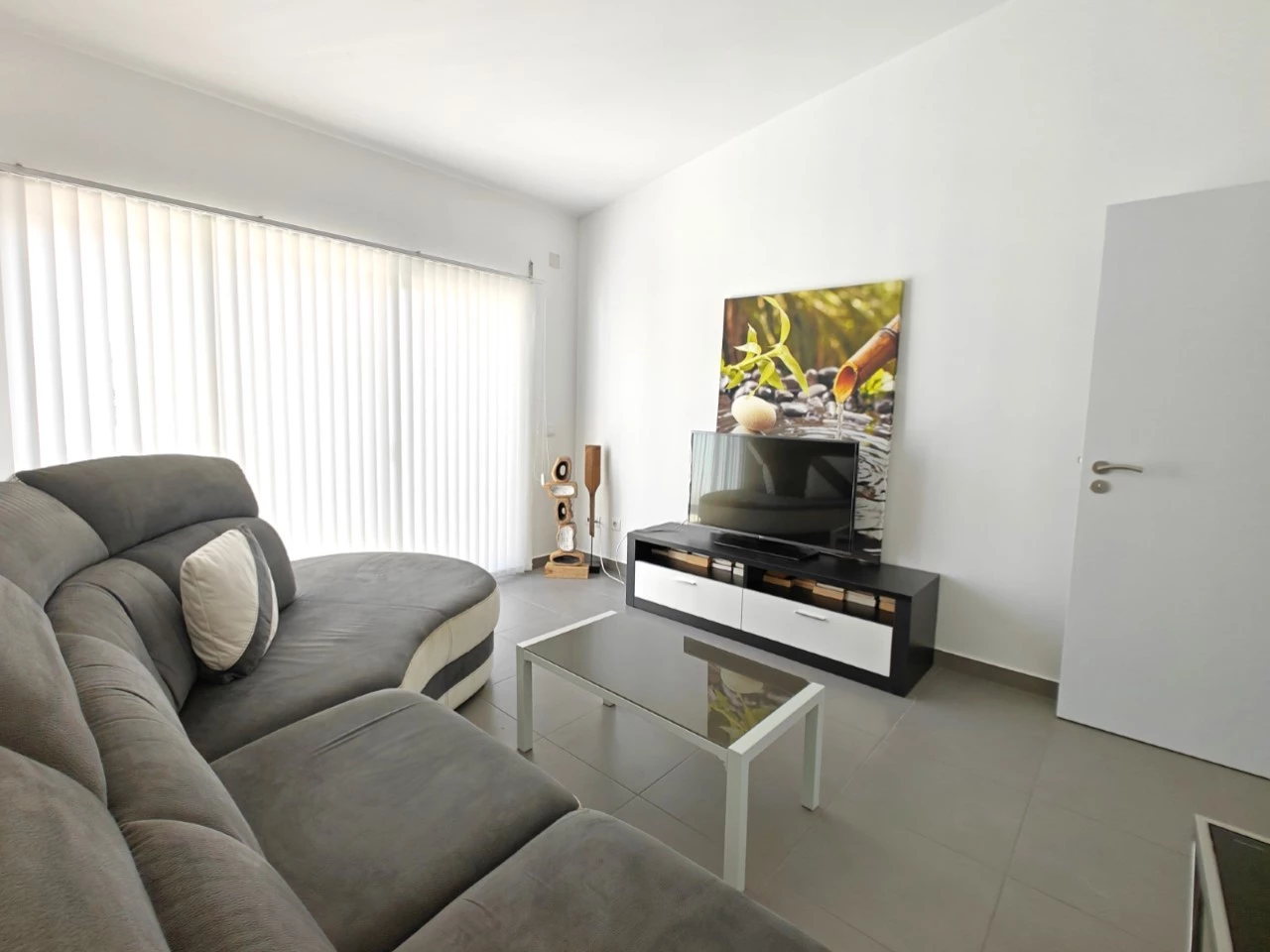 IDae53a601-0000-0500-0000-00001683d486.jpg Excelente oportunidade: Imóvel de quatro apartamentos independentes junto a praia