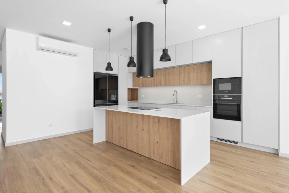 Apartamento T3 centro da Lourinhã, perto das Praias