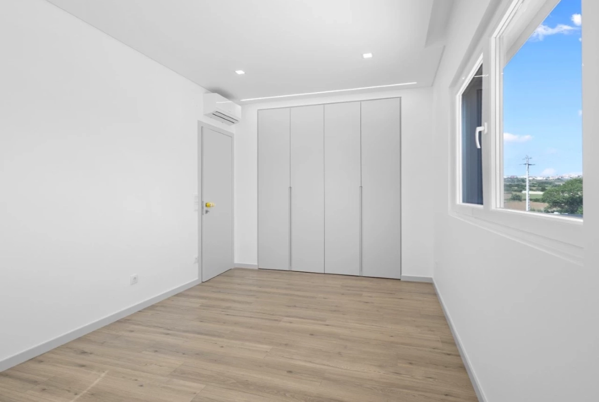 Apartamento T3 centro da Lourinhã, perto das Praias