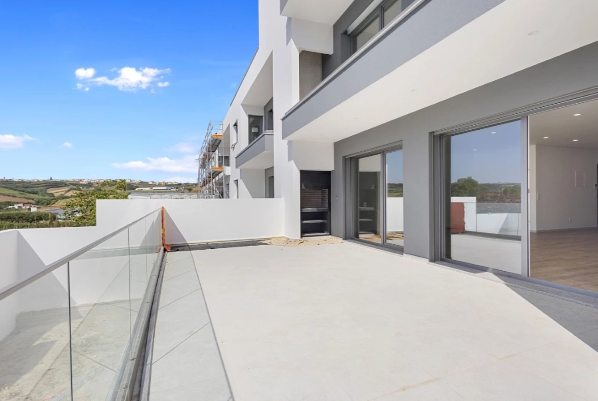 Apartamento T3 centro da Lourinhã, perto das Praias