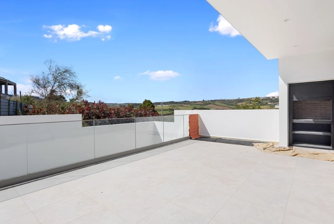 Apartamento T3 centro da Lourinhã, perto das Praias