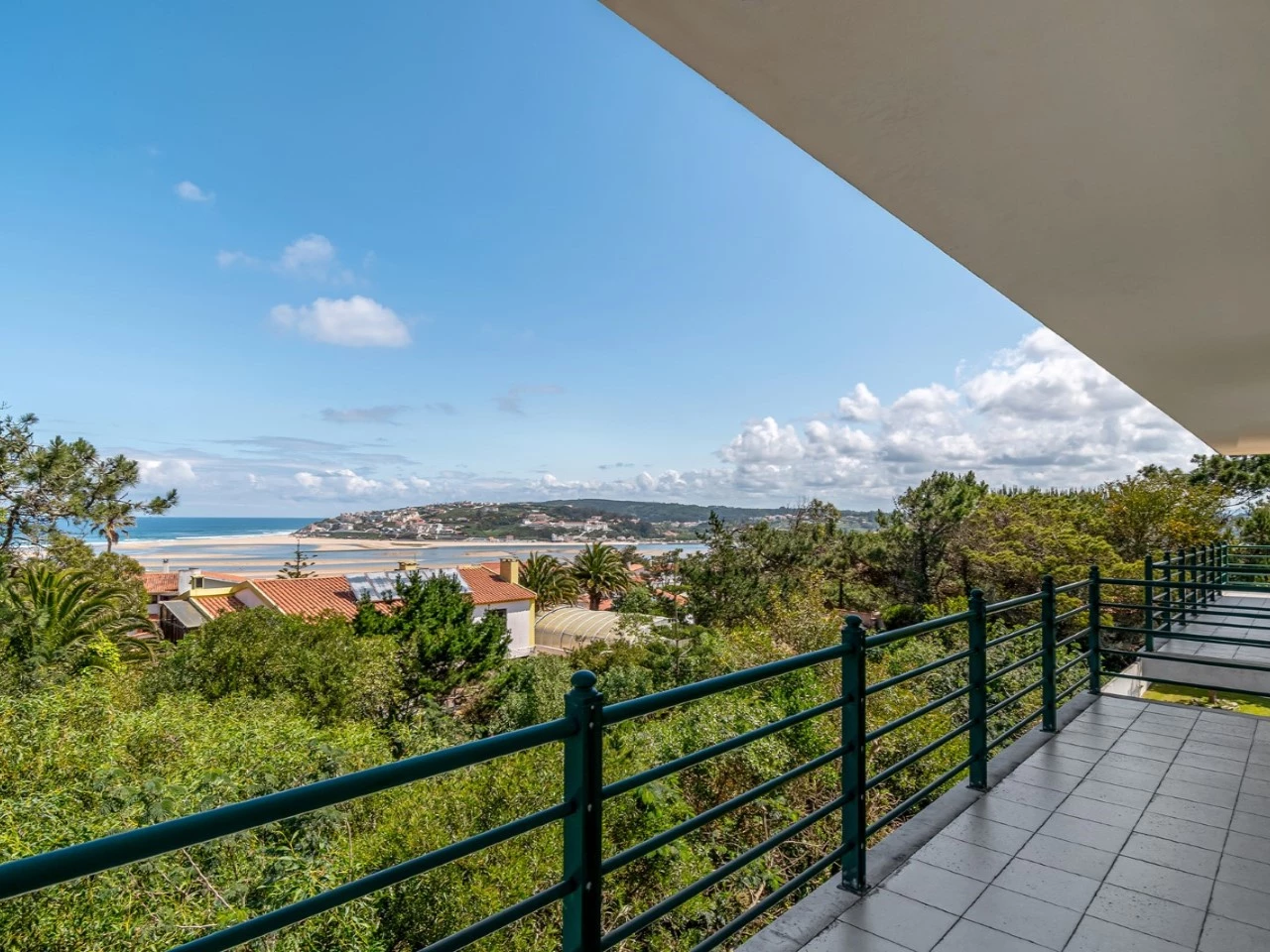 IDc8929a01-0000-0500-0000-000015a5f190.jpg Moradia de Luxo com vista lagoa, praia e mar perto de vários campos de golfe