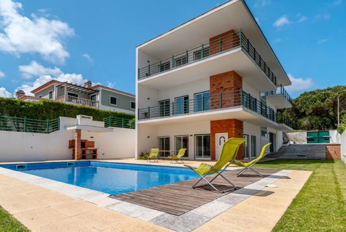 Moradia de Luxo com vista lagoa, praia e mar perto de vários campos de golfe