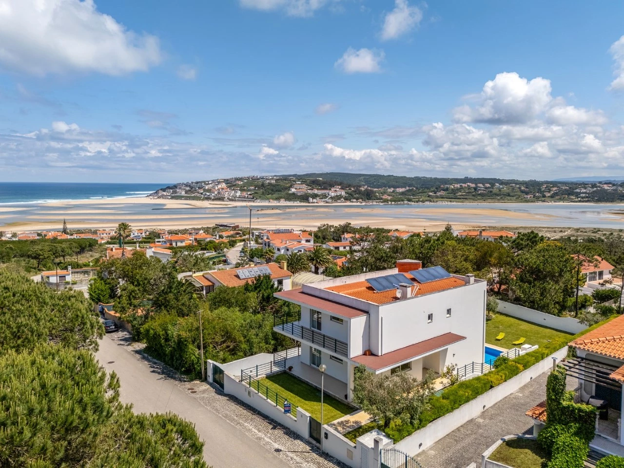 IDc8929a01-0000-0500-0000-000015a5f1a4.jpg Moradia de Luxo com vista lagoa, praia e mar perto de vários campos de golfe
