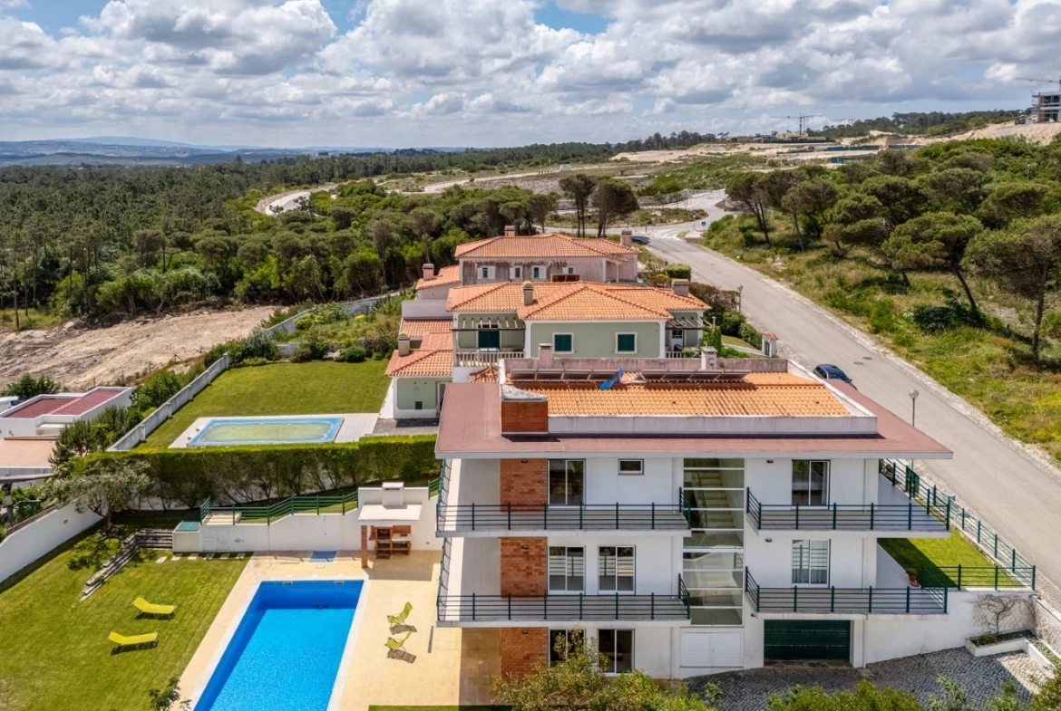 Moradia de Luxo com vista lagoa, praia e mar perto de vários campos de golfe