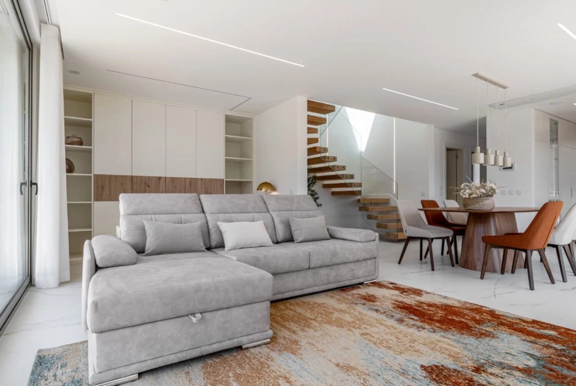 Moradias novas construídas com detalhes de qualidade e luxo!