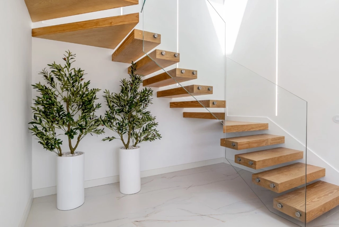 Moradias novas construídas com detalhes de qualidade e luxo!