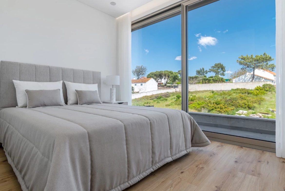 Moradias novas construídas com detalhes de qualidade e luxo!