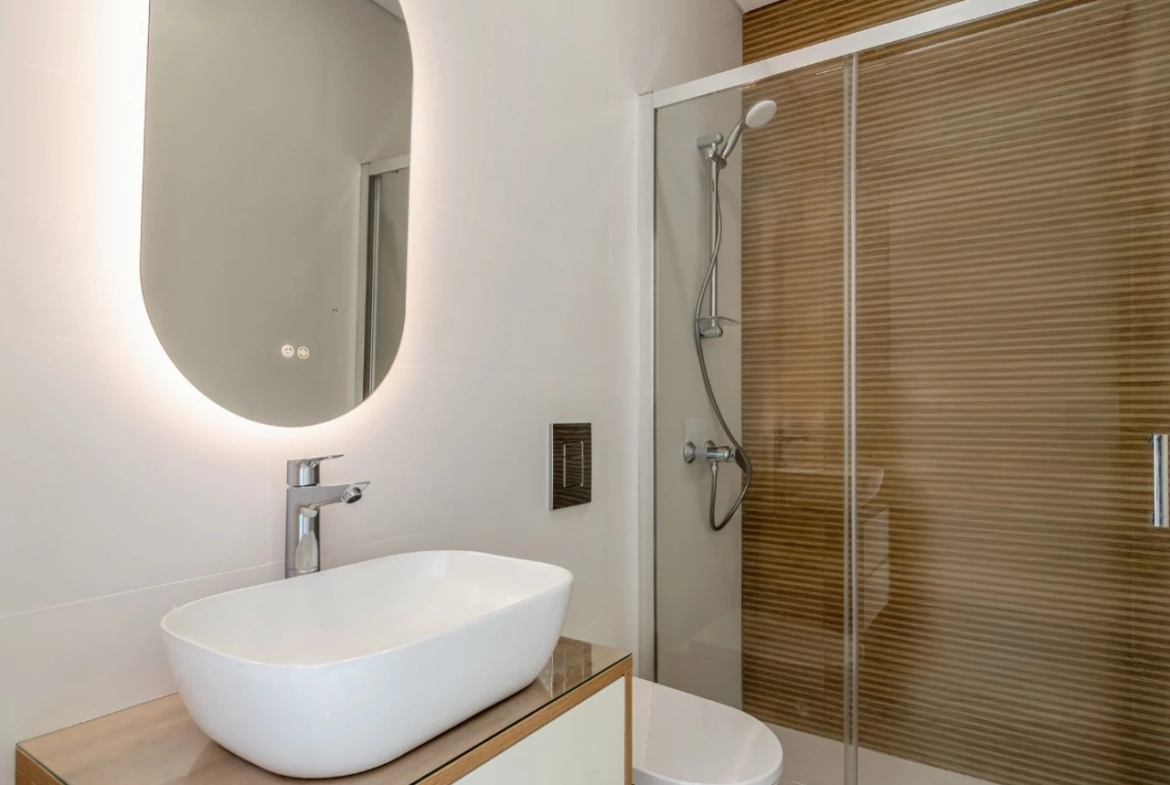 Moradias novas construídas com detalhes de qualidade e luxo!