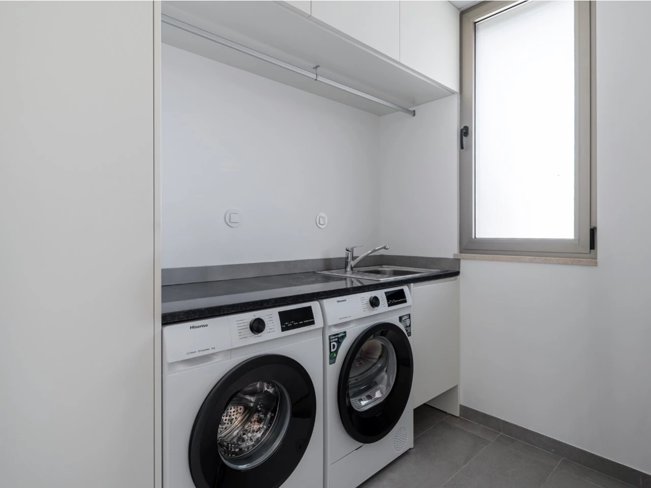 IDd8076e01-0000-0500-0000-0000158495ad.jpg Moradias novas construídas com detalhes de qualidade e luxo!