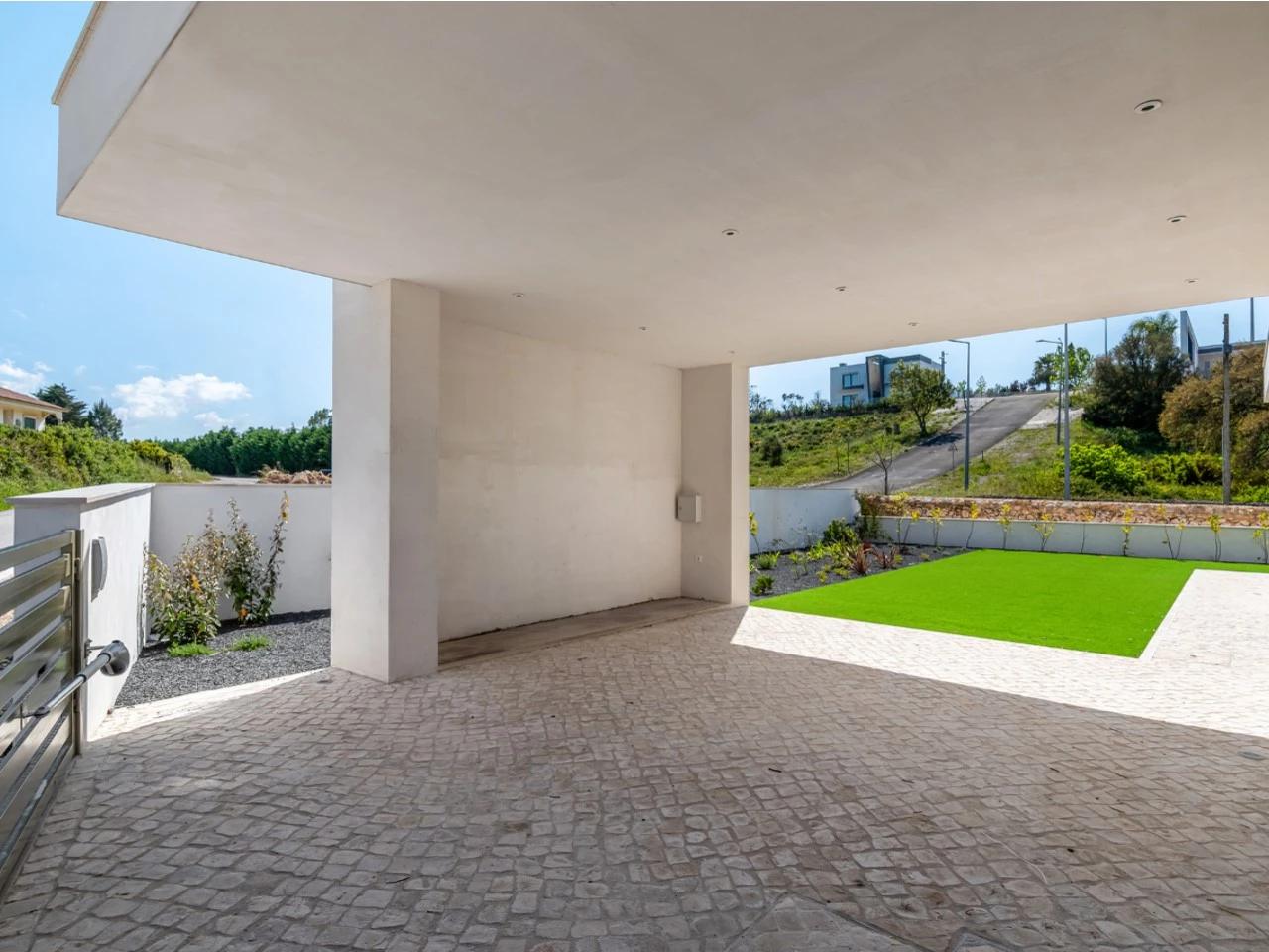 IDd8076e01-0000-0500-0000-0000158495ae.jpg Moradias novas construídas com detalhes de qualidade e luxo!