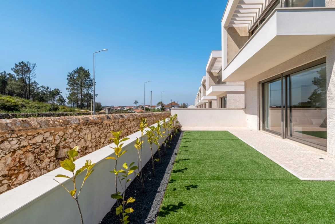 Moradias novas construídas com detalhes de qualidade e luxo!