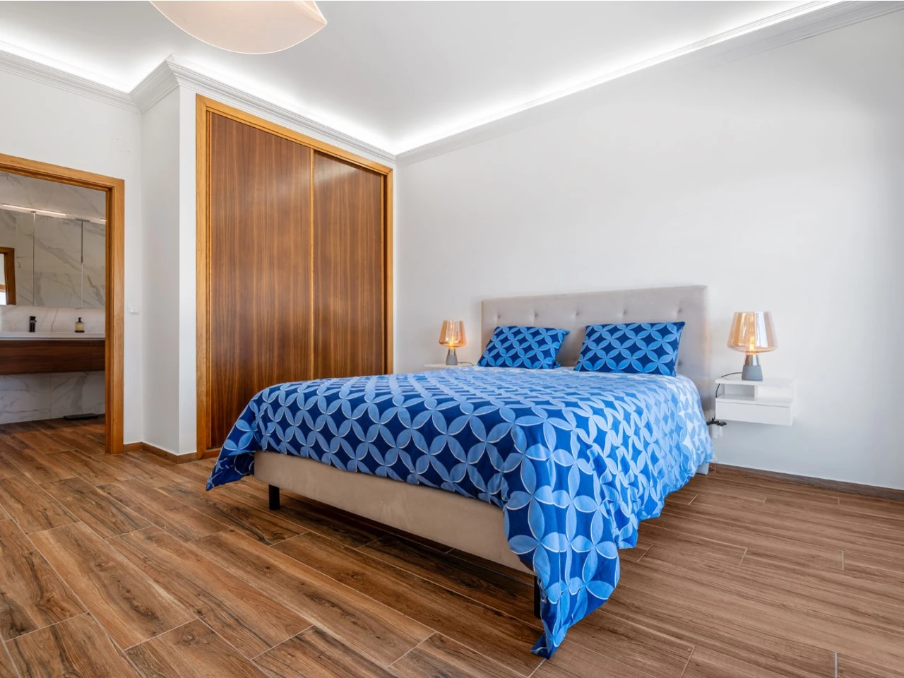ID1d837201-0000-0500-0000-000016098673.jpg Moradia com amplo terreno e vista deslumbrante de campo e serra!