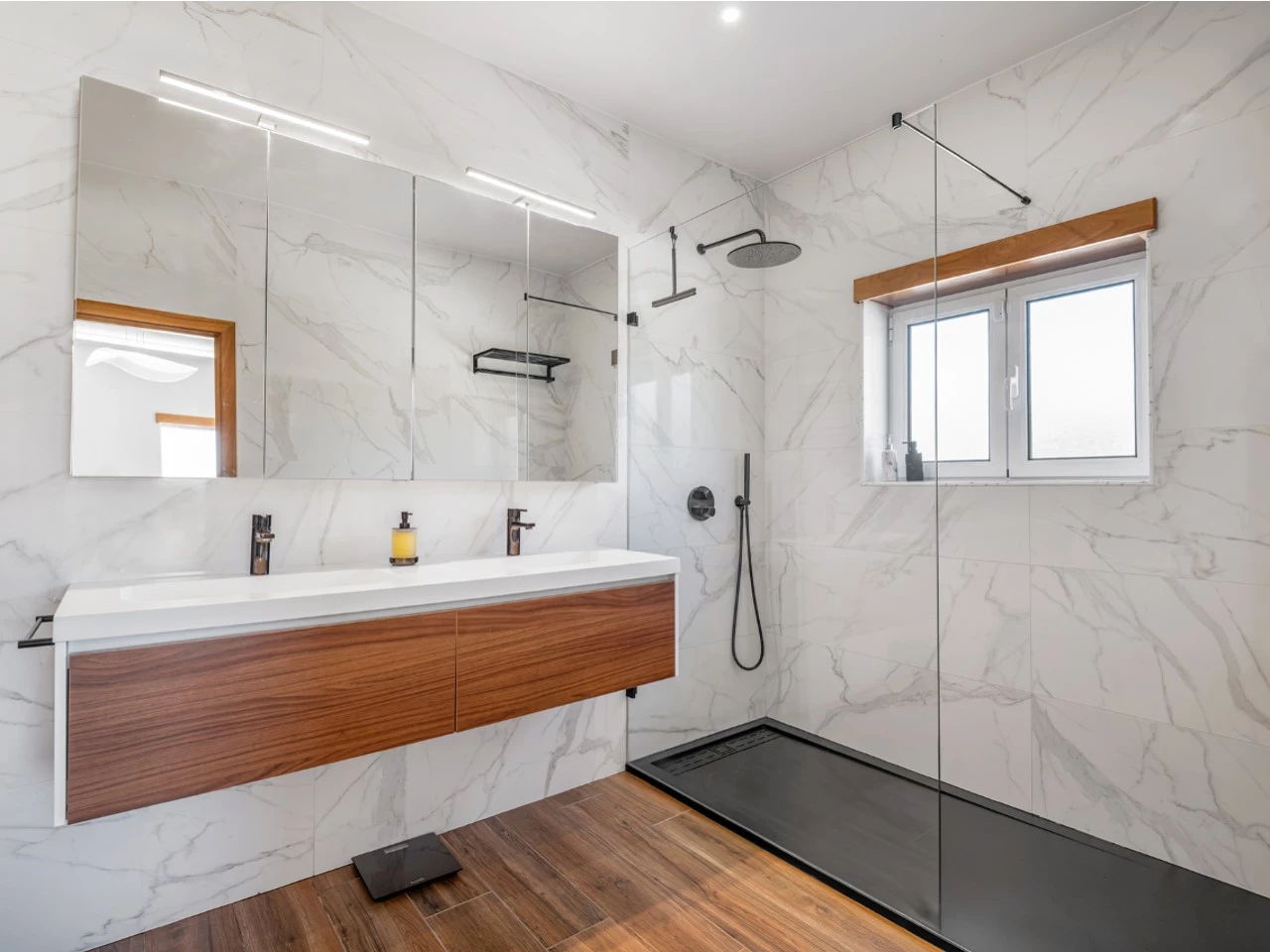 ID1d837201-0000-0500-0000-000016098683.jpg Moradia com amplo terreno e vista deslumbrante de campo e serra!