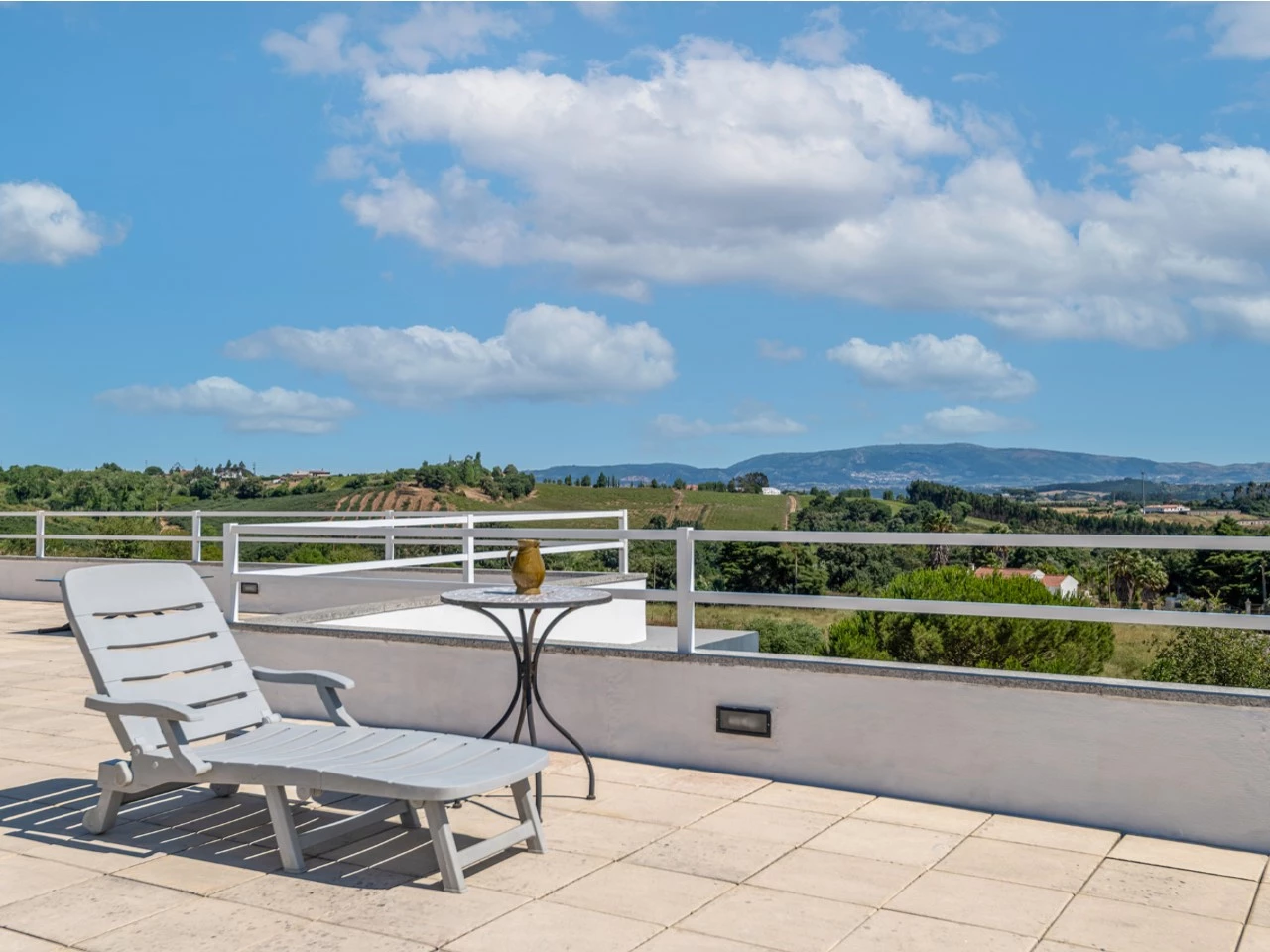 ID1d837201-0000-0500-0000-0000160986e5.jpg Moradia com amplo terreno e vista deslumbrante de campo e serra!