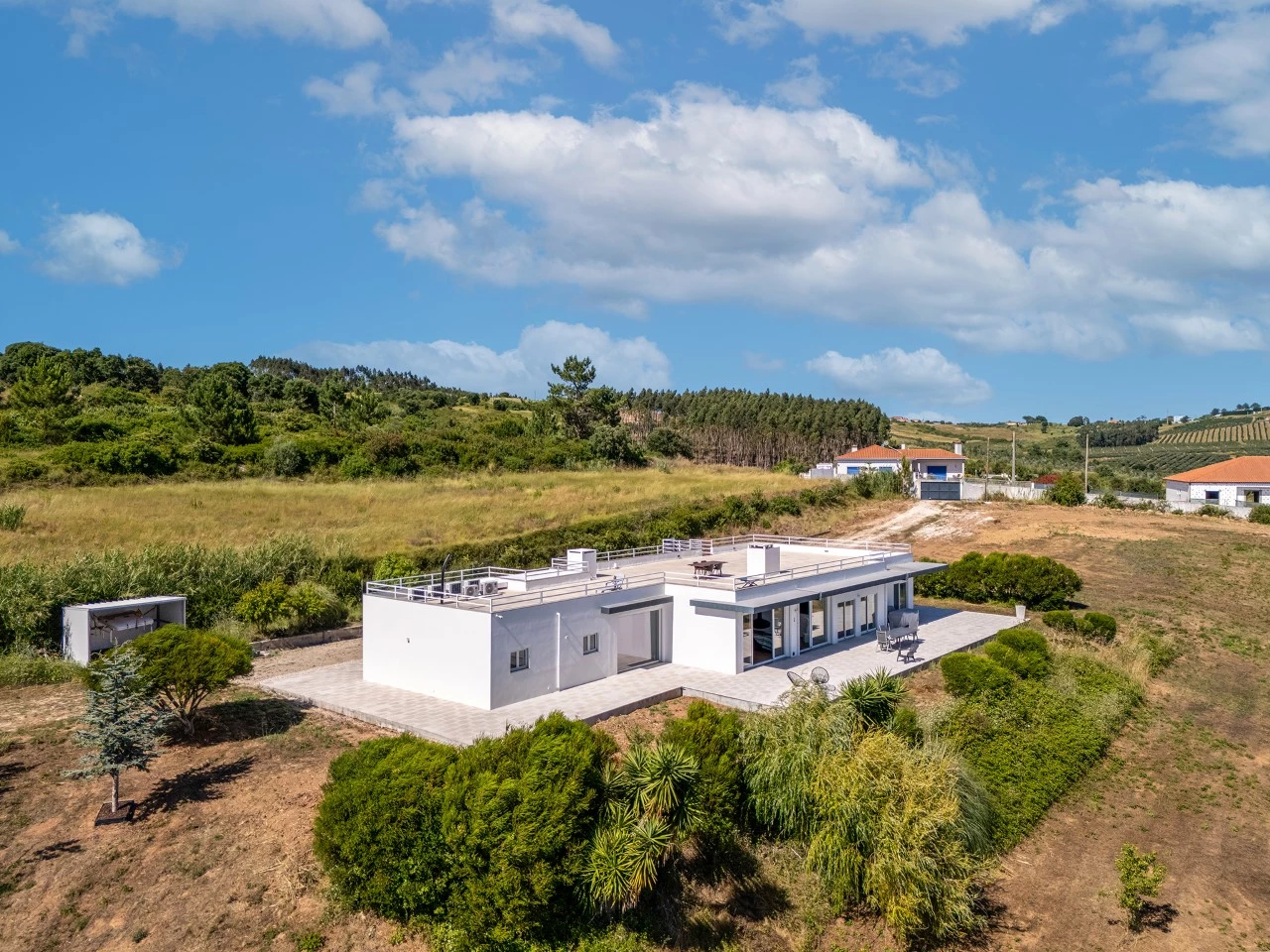 ID1d837201-0000-0500-0000-00001609873b.jpg Moradia com amplo terreno e vista deslumbrante de campo e serra!