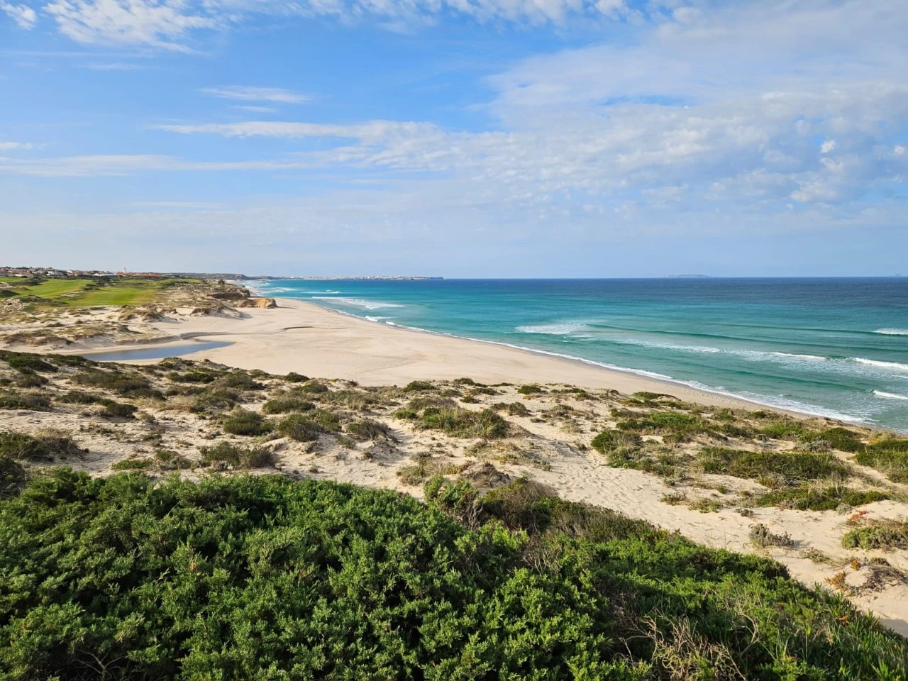 ID2a7e8501-0000-0500-0000-0000141d7bb6.jpg Lote no resort Praia D’El Rey apenas a 500 metros da praia